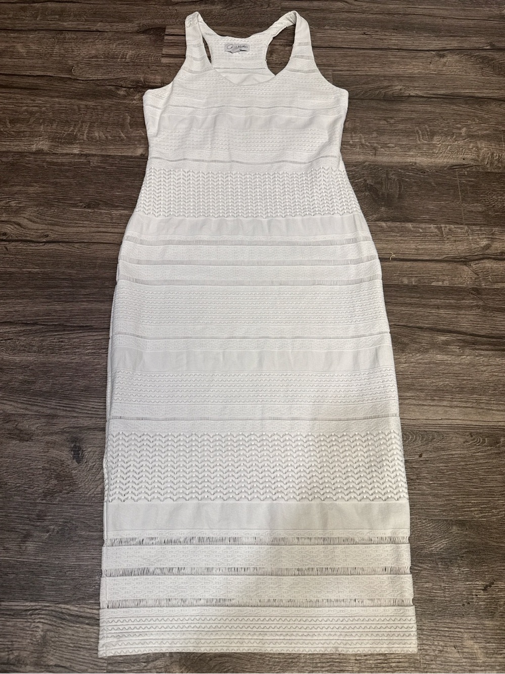 Amy Matto White Textured Bodycon Midi Dress Size Small - Picture 4 of 11